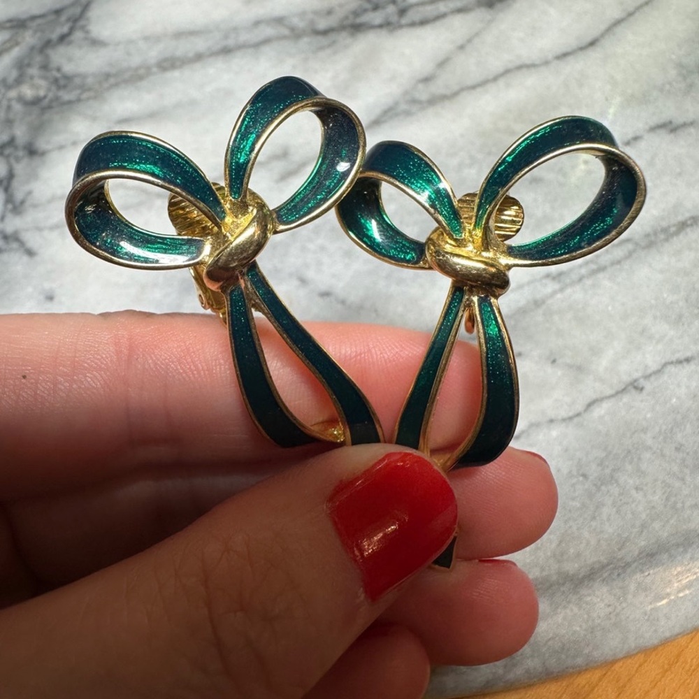 Vintage Bow Earrings
